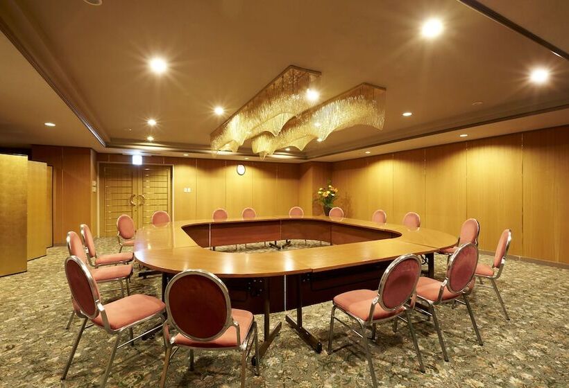 Hotel Kinugawaonsen Sanraku