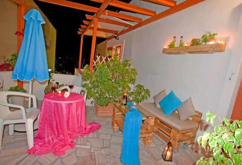 בית מלון כפרי Marisa Rooms