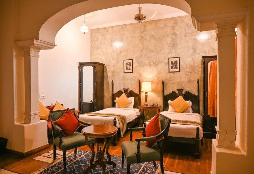 Hotel Ranbanka Palace