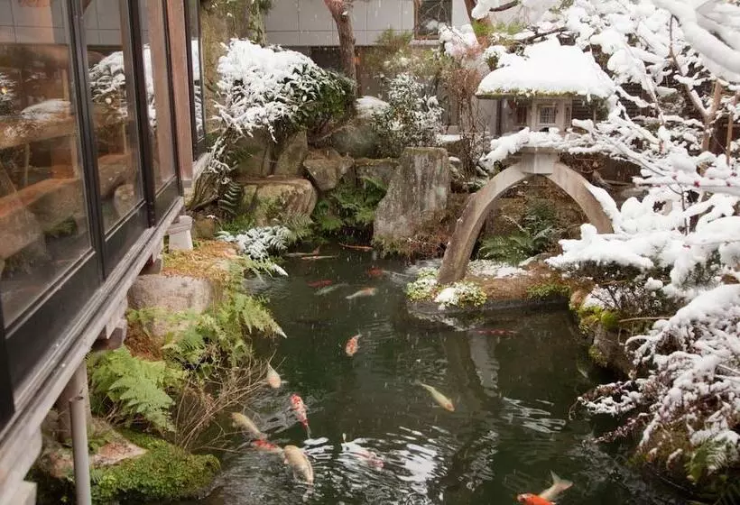 Отель Hanaougi Bettei Iiyama