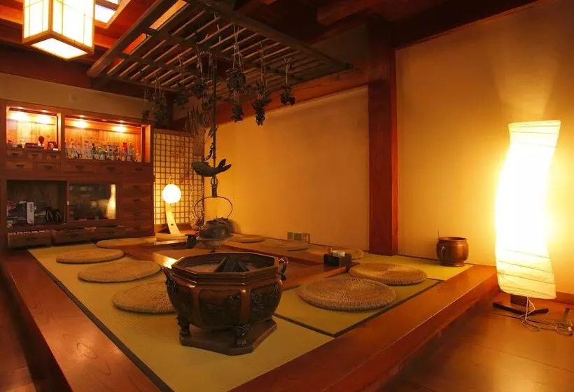 Отель Hanaougi Bettei Iiyama