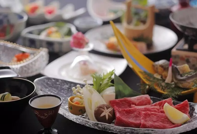 Отель Hanaougi Bettei Iiyama