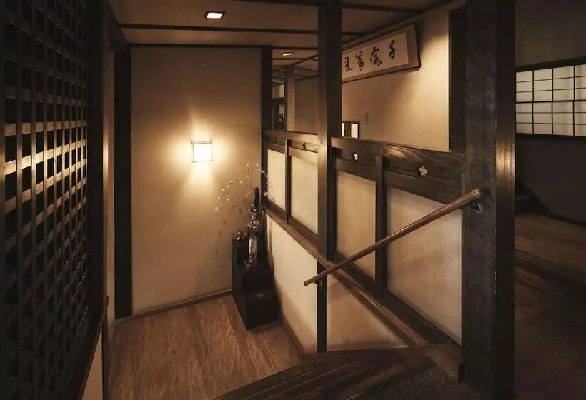 호텔 Takamiya Ryokan Miyamaso