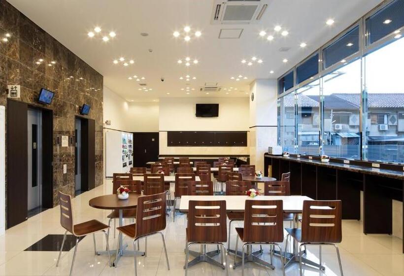 Отель Toyoko Inn Chiba Makuhari