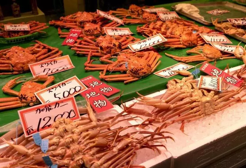 Отель Toyoko Inn Kanazawa-eki Higashi-guchi