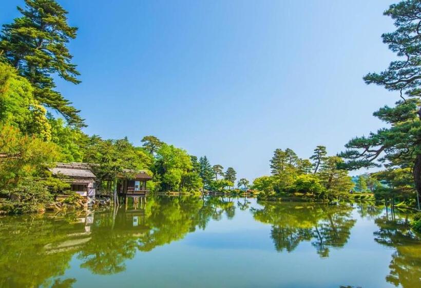 فندق Toyoko Inn Kanazawa-eki Higashi-guchi