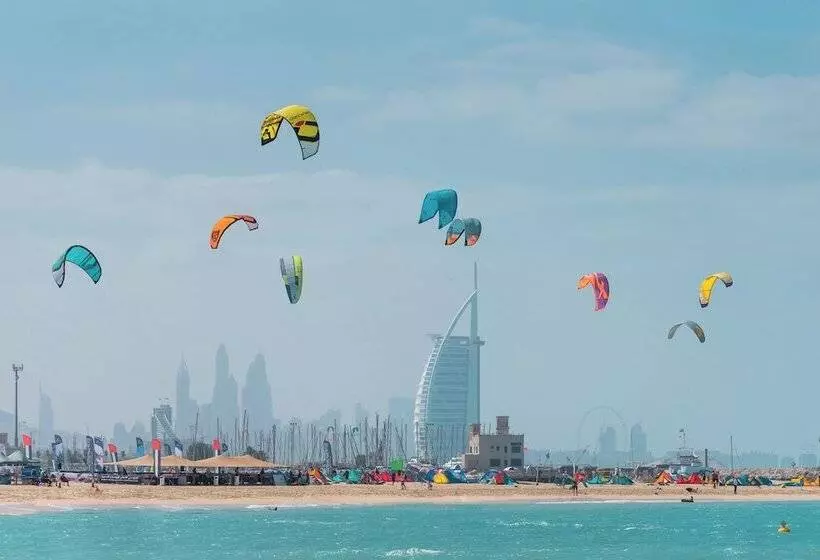 Citadines Metro Central Dubai