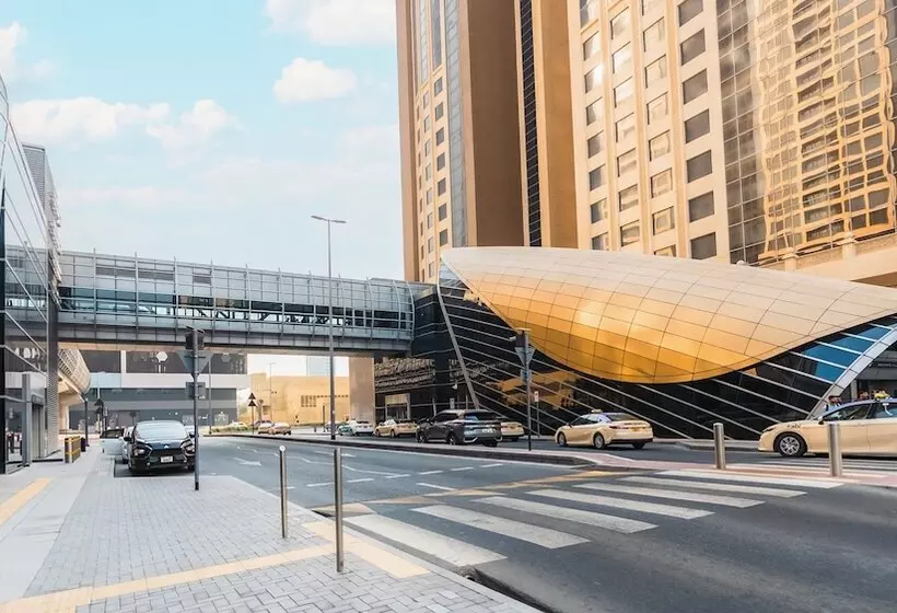 Citadines Metro Central Dubai