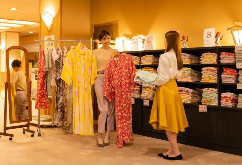 Hoho A Hotel Overlooking The Echigo Plain And The Yahiko Mountain Range Formerly Hotel Oohashi Yakat