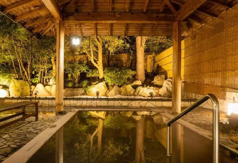 Hoho A Hotel Overlooking The Echigo Plain And The Yahiko Mountain Range Formerly Hotel Oohashi Yakat