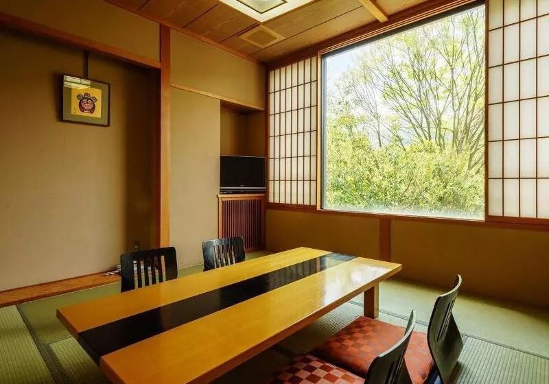 Hoho A Hotel Overlooking The Echigo Plain And The Yahiko Mountain Range Formerly Hotel Oohashi Yakat