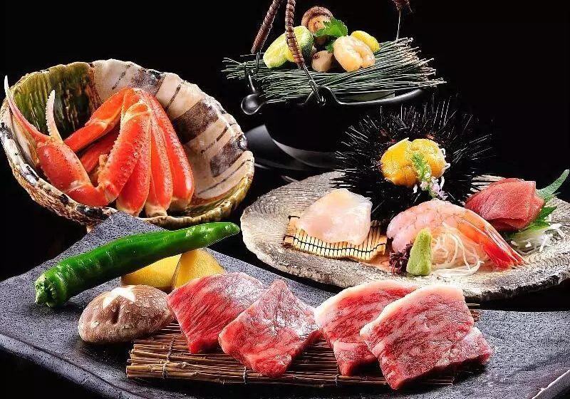 Hoho A Hotel Overlooking The Echigo Plain And The Yahiko Mountain Range Formerly Hotel Oohashi Yakat