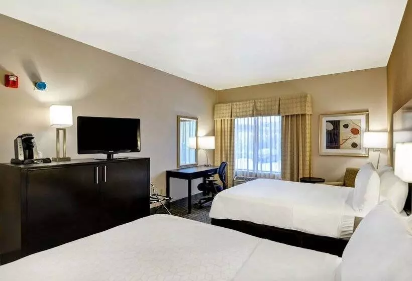 Holiday Inn Express Hotel & Suites Milwaukee New Berlin, An Ihg