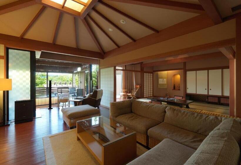 Hotel Akan Tsuruga Besso Hinanoza