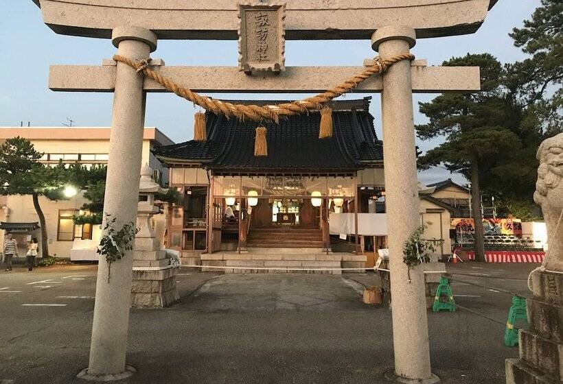 Apa Hotel Uozu Ekimae