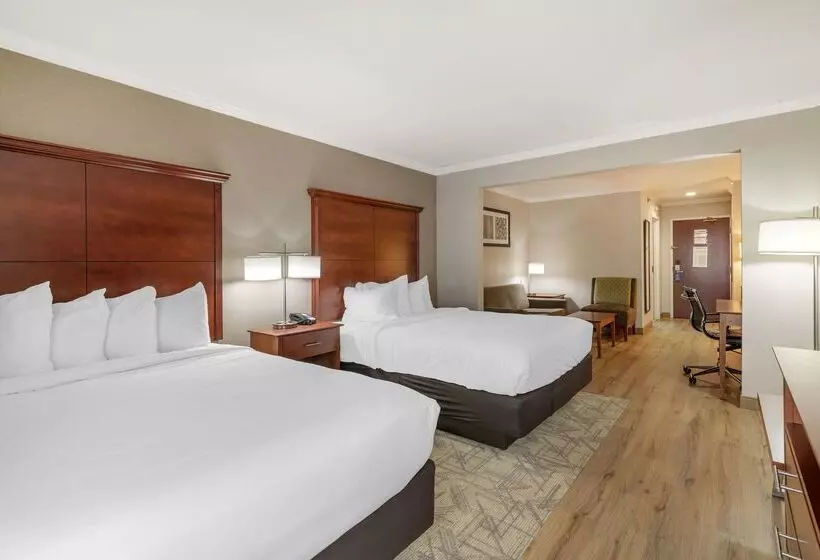 Hotelli Best Western Liverpool Syracuse Inn & Suites