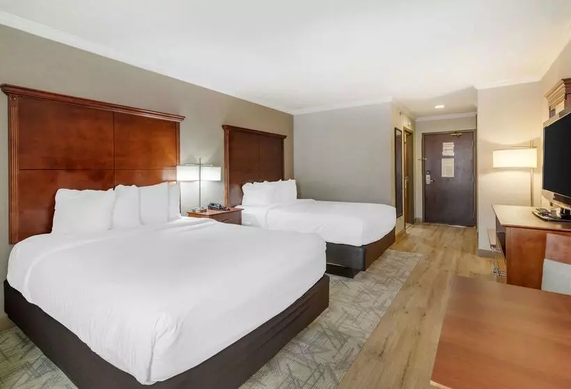 Hotelli Best Western Liverpool Syracuse Inn & Suites