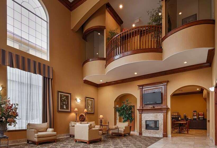 فندق Best Western Plus New Caney Inn & Suites