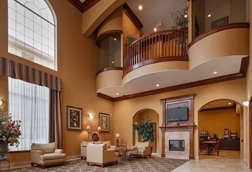 فندق Best Western Plus New Caney Inn & Suites