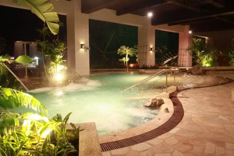 Evergreen Resort Hotel Jiaosi