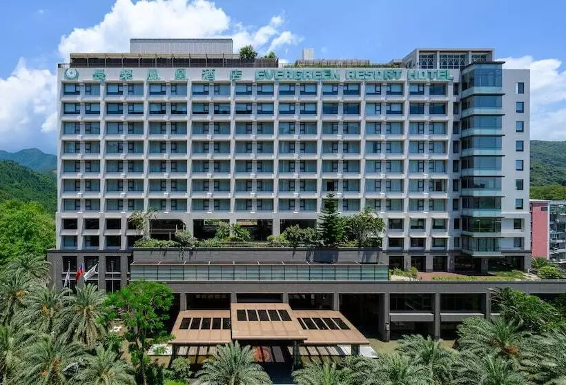 Evergreen Resort Hotel Jiaosi