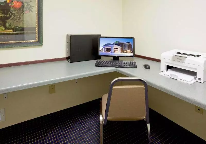 فندق Holiday Inn Express & Suites Superior, An Ihg