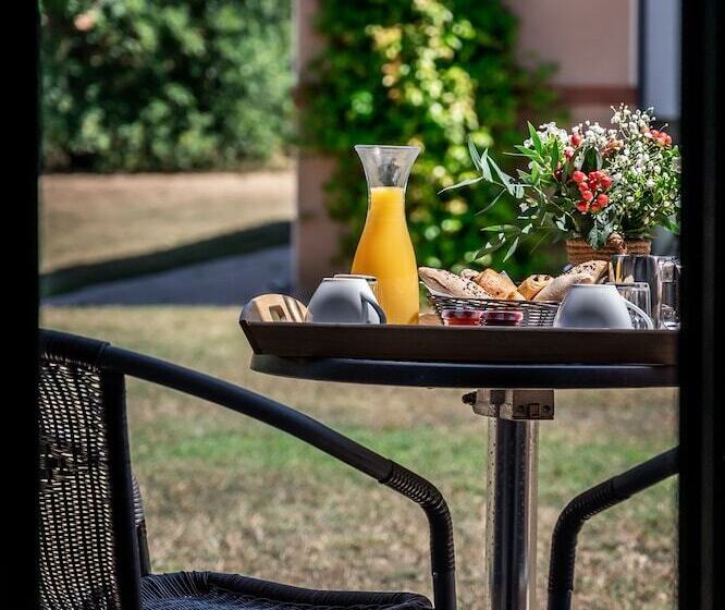 בית מלון כפרי Hôtel & Séminaire Le Patio Occitan   Toulouse Ouest   Francazal