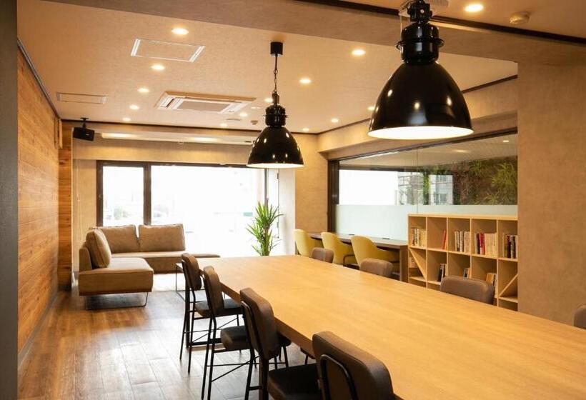 Отель Kochi Sunrise