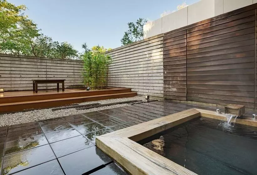 בית מלון כפרי Kurhouse Shirahama