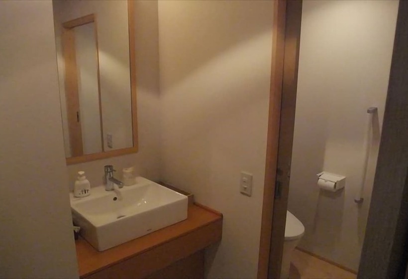 בית מלון כפרי Kurhouse Shirahama