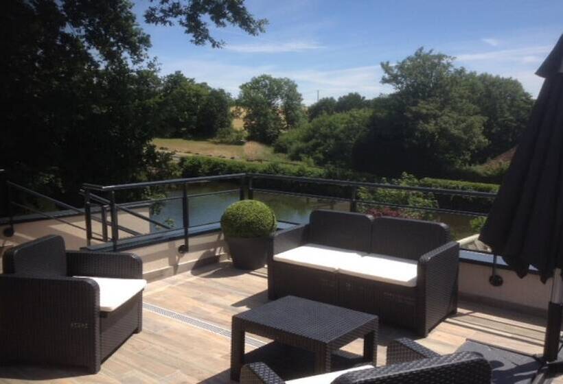 فندق Les Etangs De Guibert