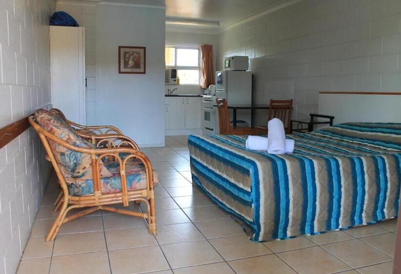 فندق Oasis Inn Apartments