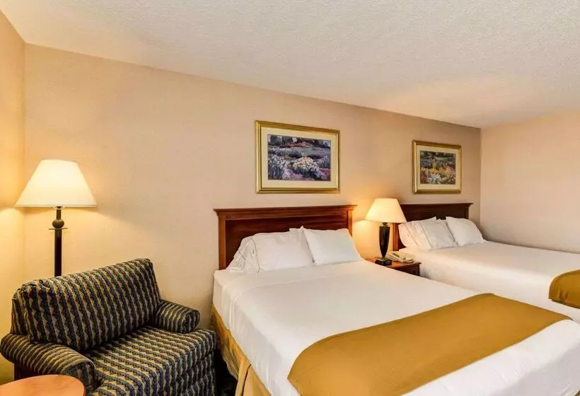 Отель Quality Inn Spring Mills  Martinsburg North