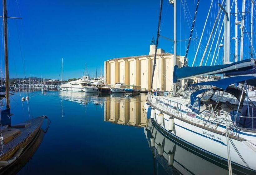 בית מלון כפרי Le Suffren