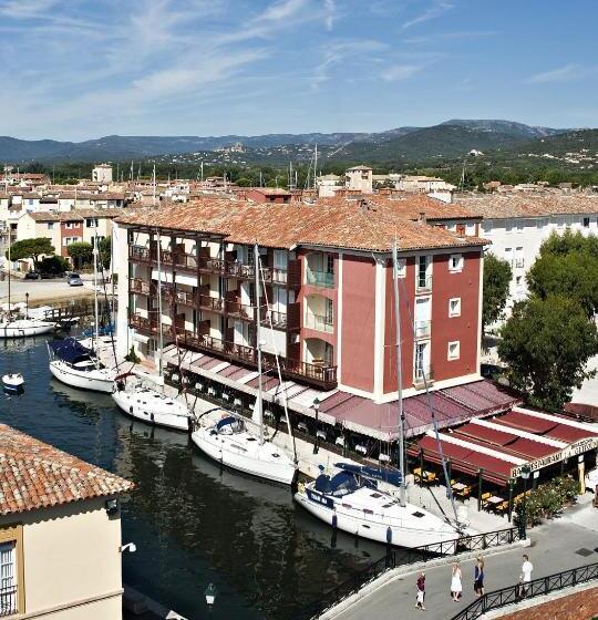 בית מלון כפרי Le Suffren