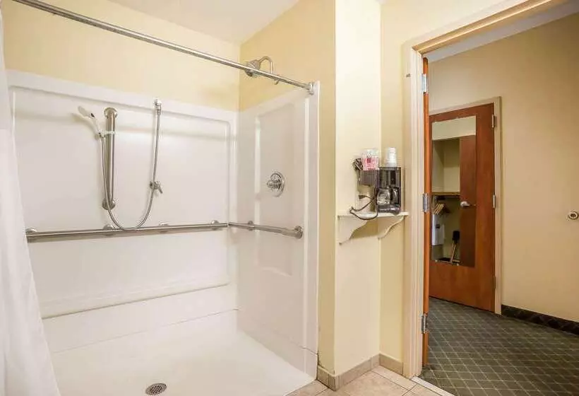 هتل Tahlequah Inn