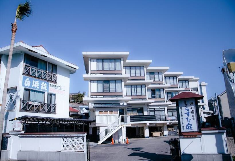 בית מלון כפרי Shirahamakan