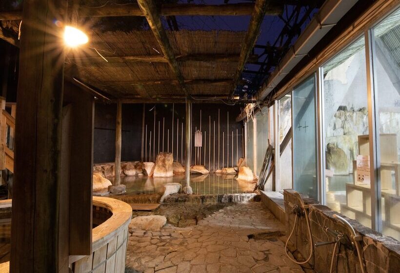 בית מלון כפרי Shirahamakan