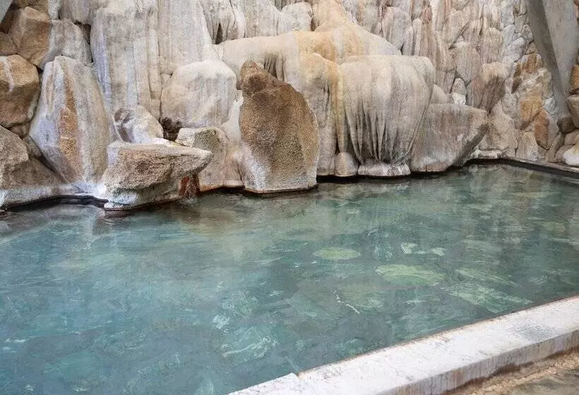 בית מלון כפרי Shirahamakan