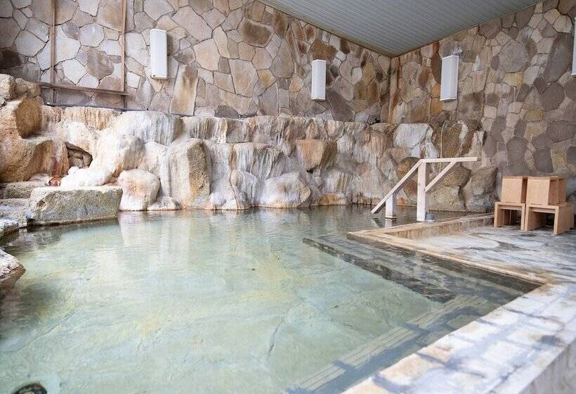 בית מלון כפרי Shirahamakan