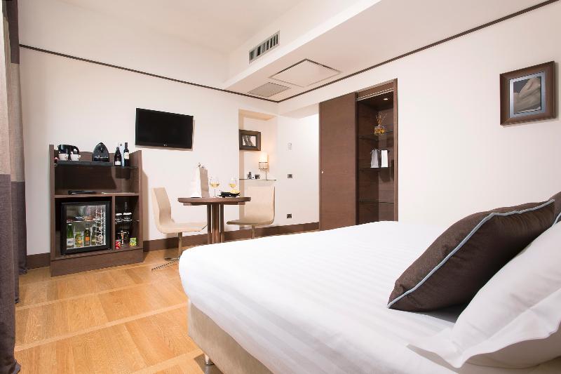 בית מלון כפרי The Independent