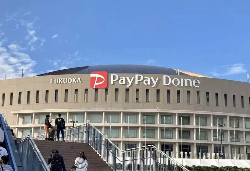 בית מלון כפרי Toyoko Inn Fukuoka Tenjin