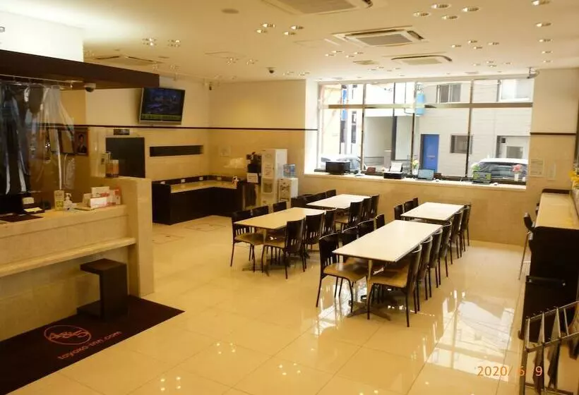 בית מלון כפרי Toyoko Inn Fukuoka Tenjin