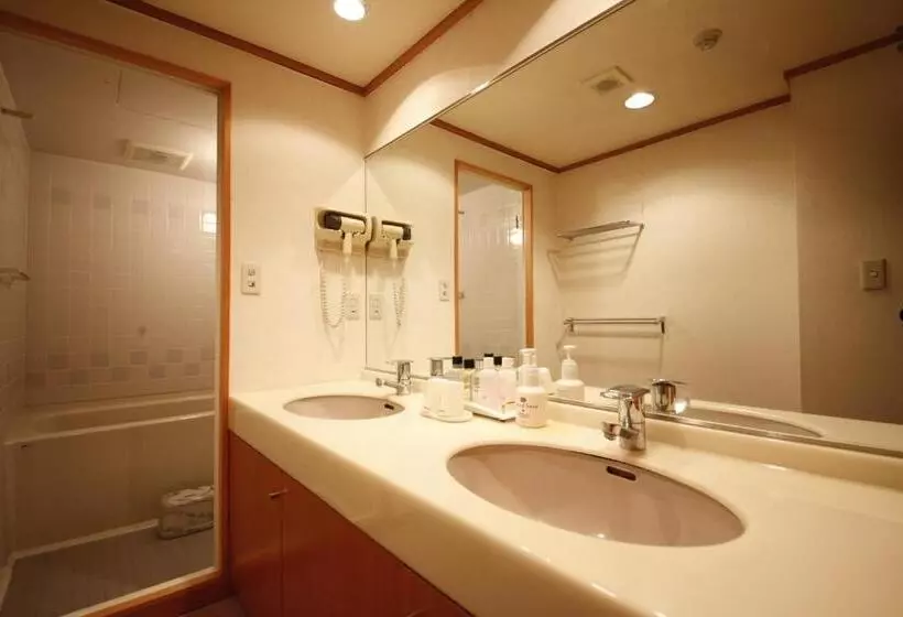 Hotel Wakamatsu Honten