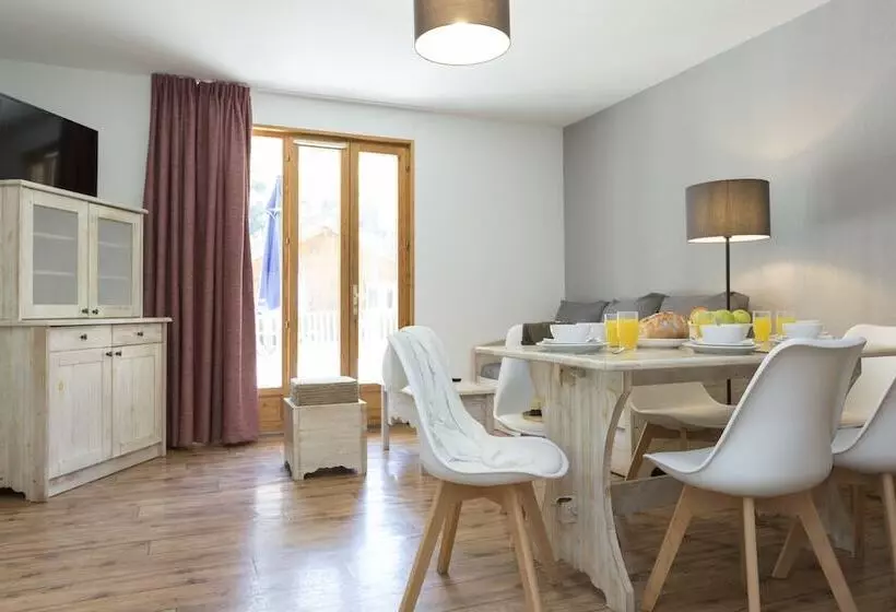 Résidence Odalys Les Chalets De L'arvan Ii