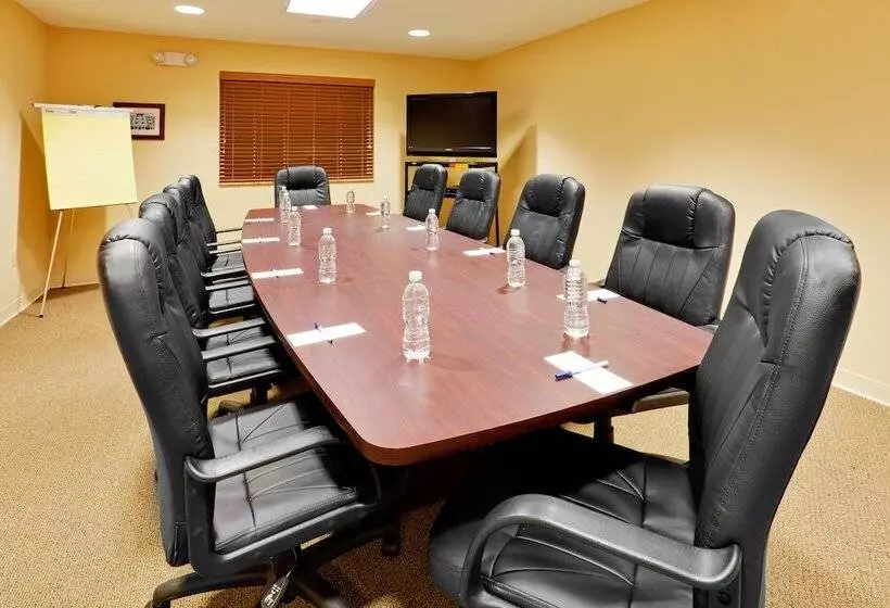 Candlewood Suites Hazleton, An Ihg