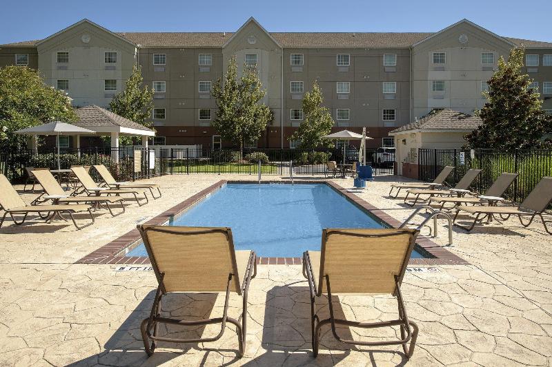 Отель Candlewood Suites   Bluffton Hilton Head, An Ihg