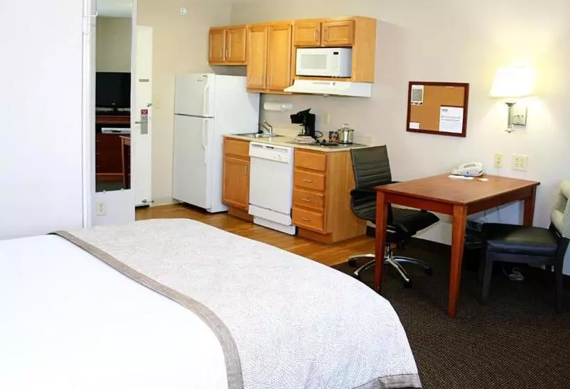 호텔 Candlewood Suites Harrisonburg, An Ihg