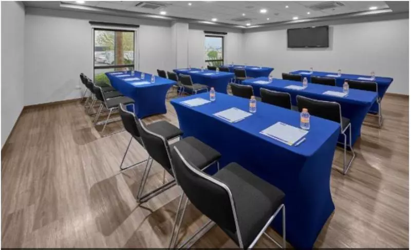 בית מלון כפרי City Express By Marriott Torreon