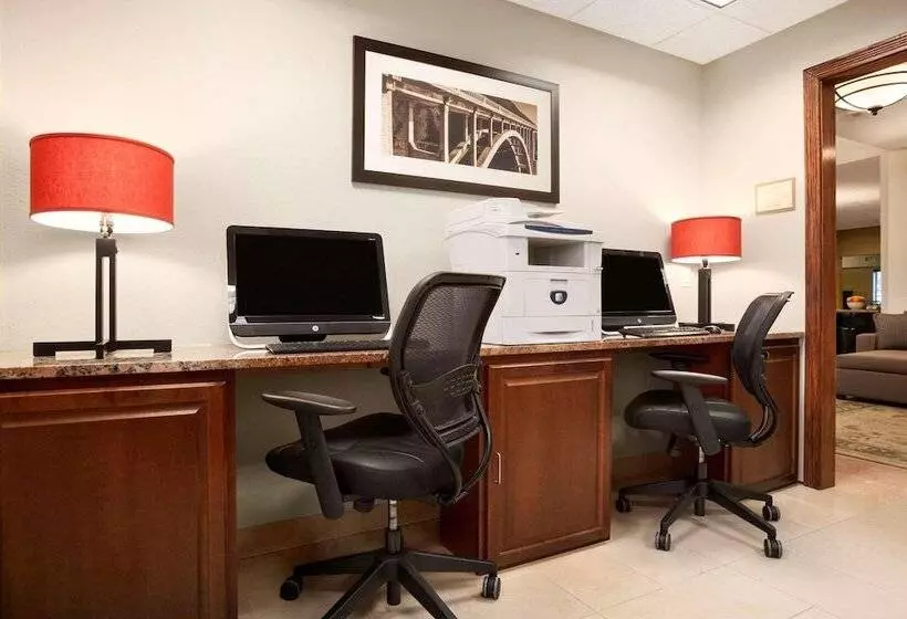 فندق Country Inn & Suites By Radisson, Dearborn, Mi